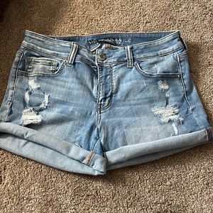 American Eagle Short